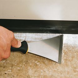 Spachtel Edelstahl Fischschwanzform - 95mm